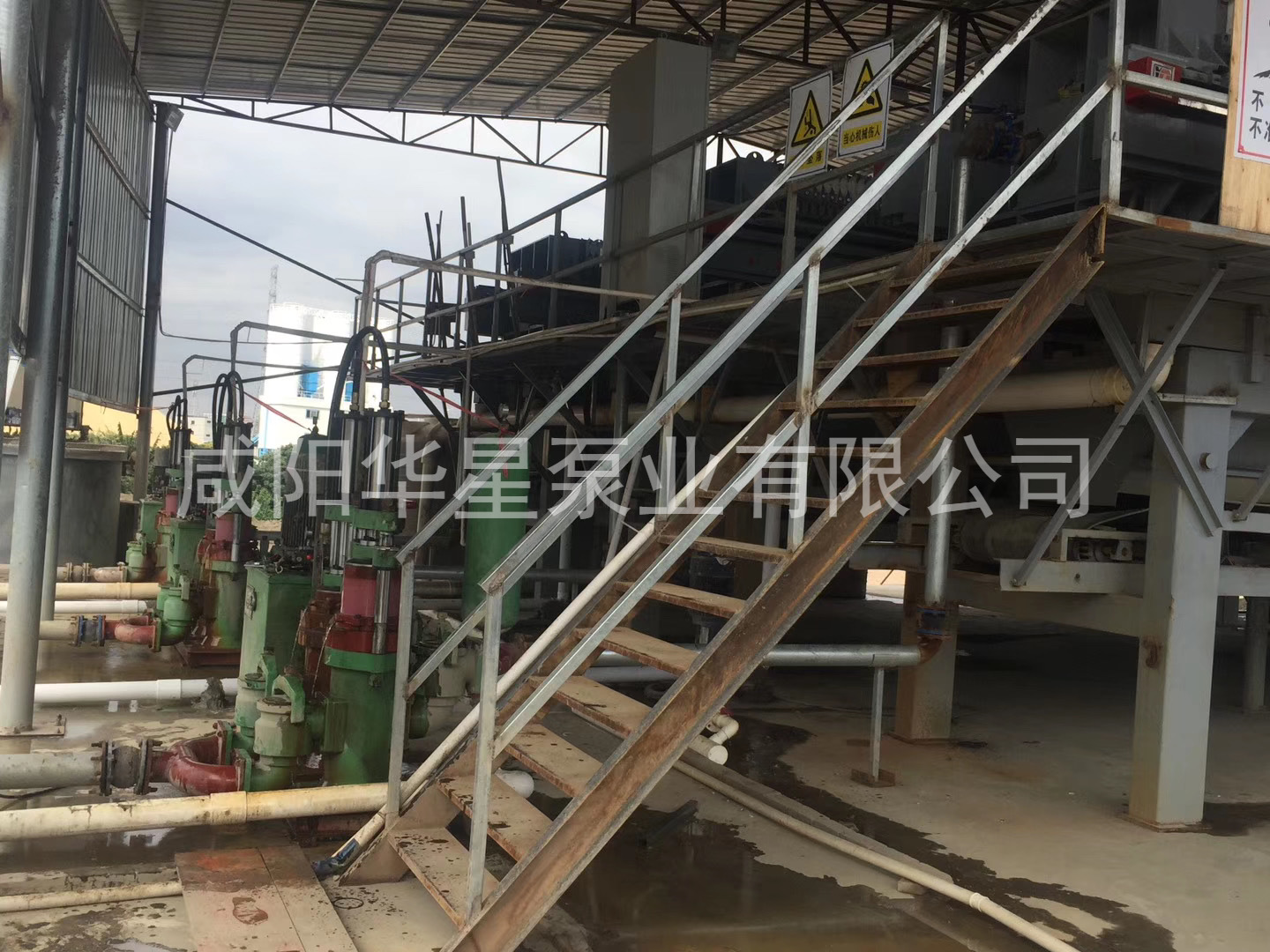 壓濾機(jī)入料泵結(jié)構(gòu)簡(jiǎn)單、易維修、結(jié)構(gòu)設(shè)計(jì)